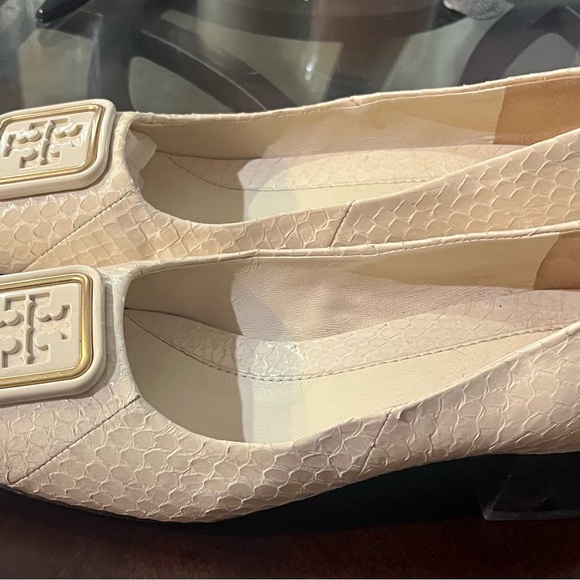 Tory Burch Cream Flats with Metal Buckle and Square Toe - Picture 12 of 14